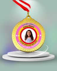 Kişiye Özel Okuyorum Madalyası 9